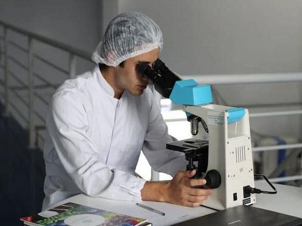 Study discovers correlation between vitreous human biomarkers, Alzheimer's disease