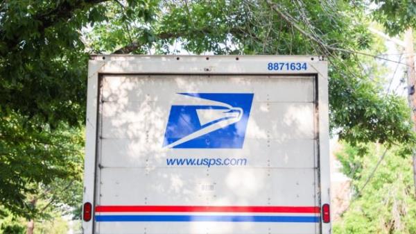 usps truck in summer