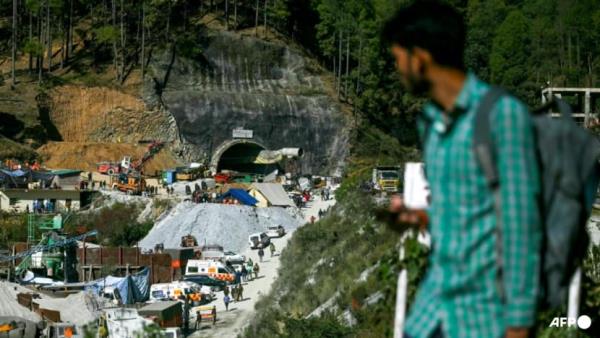 India tunnel collapse 'wake-up call' for Modi's infrastructure drive